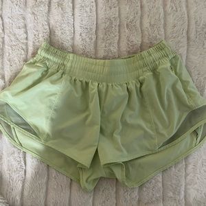 lululemon hotty hot shorts